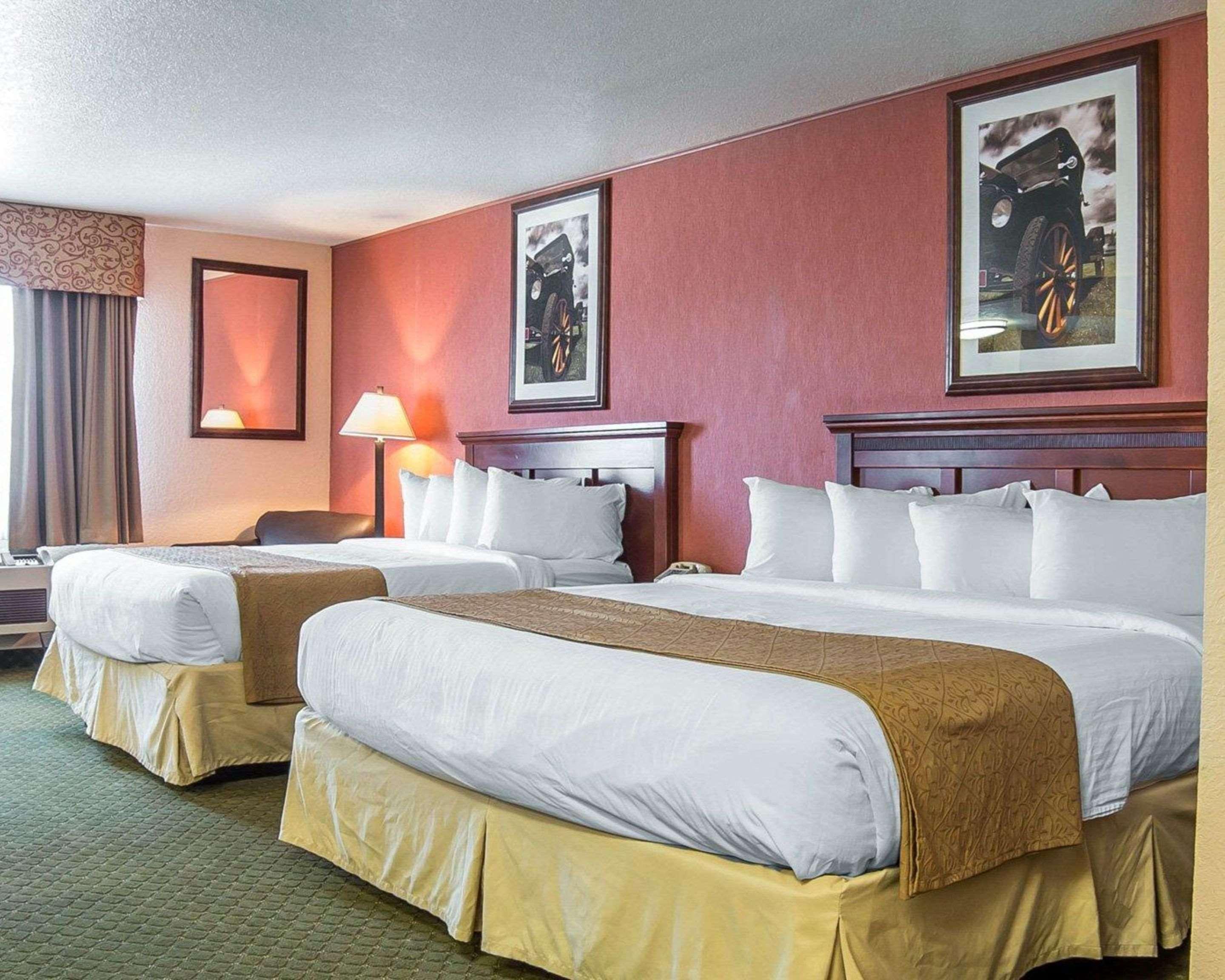 温尼马卡 - T型赌场品质酒店 外观 照片